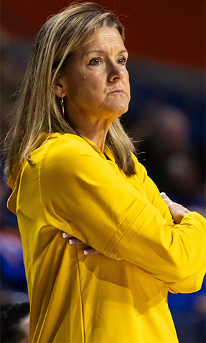 Robin Pingeton basketball