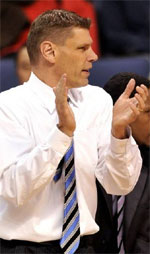 Porter Moser basketball