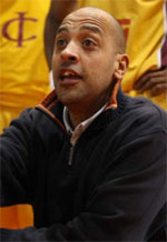 Alexandre Pires basketball