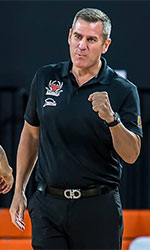 Kevin Yurkus basketball