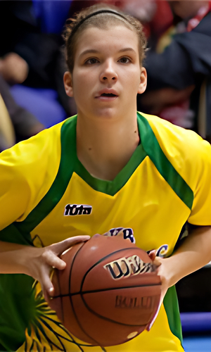Zsofia Licskai basketball Zsofia Licskai